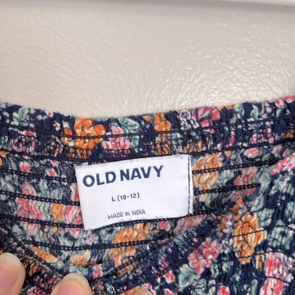 Girls old navy floral dress!